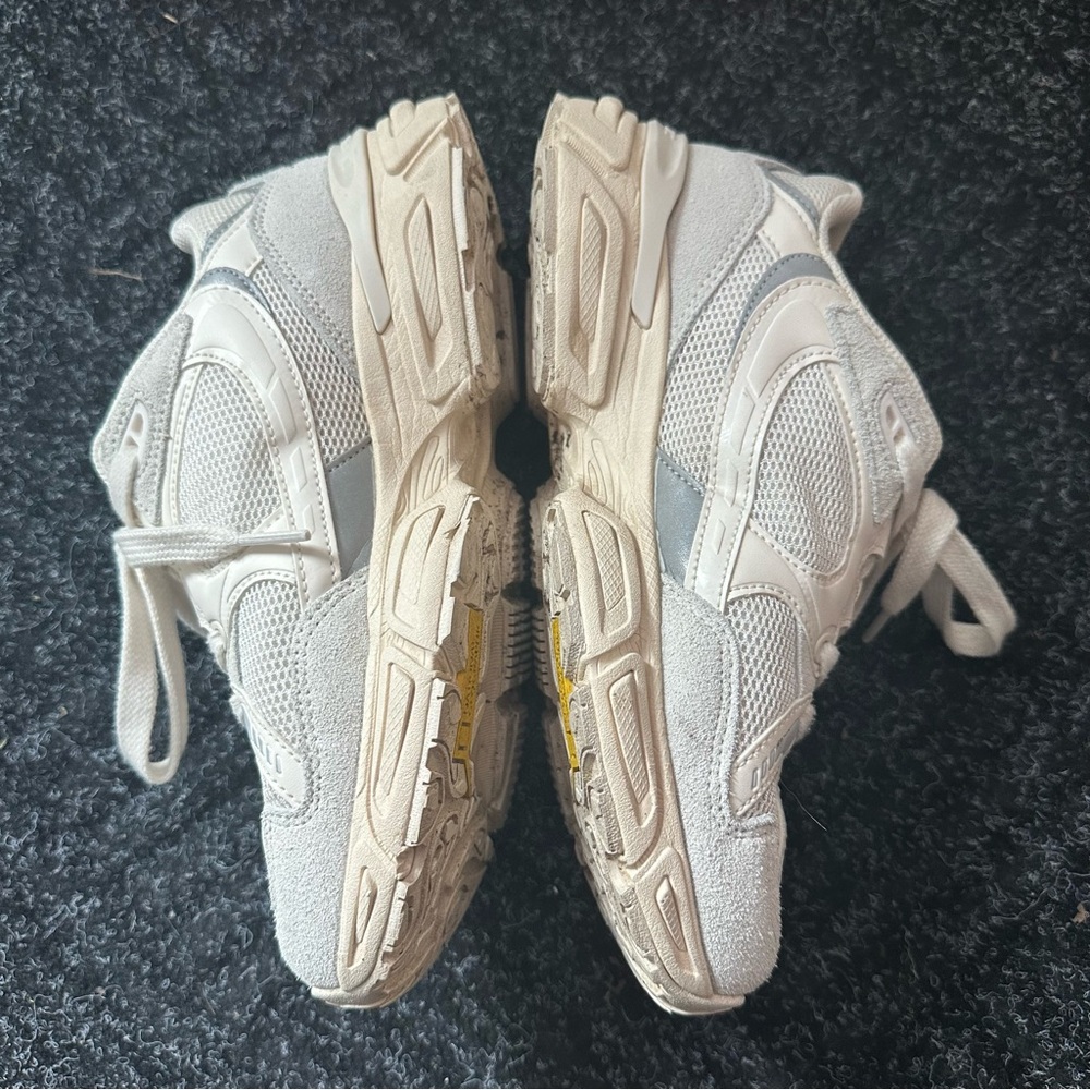 National Geographic Cream and Gray Sneakers - Picture 2 of 6
